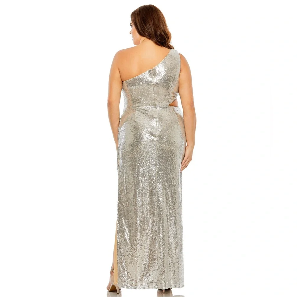 Mac Duggal Silver Sequin One Shoulder Gown size 14 - Picture 2 of 5